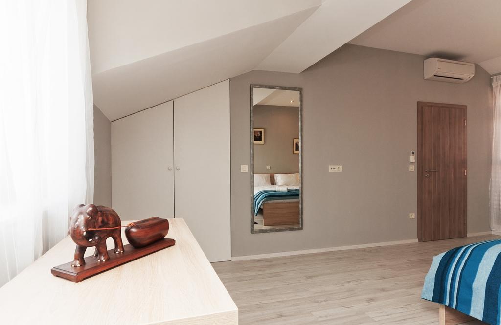 Ravelin Apartments Zadar Rum bild